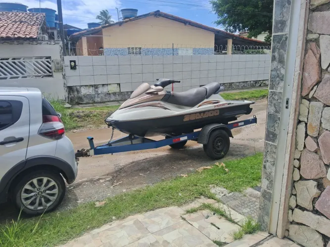Jet ski com motor de hb20 1.6