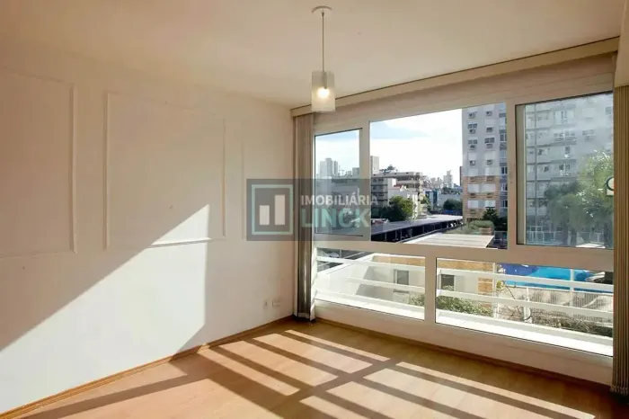 Ato com 3D , 1 suíte churrasqueira, 2 vaga em Jardim Botânico - Porto Alegre - RS