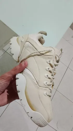Tenis