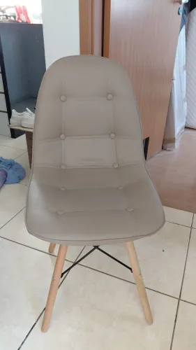 Cadeira Estofada Nova