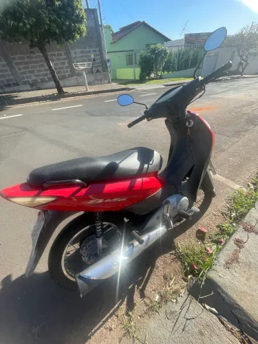 VENDO BIS VERMELHA 2010