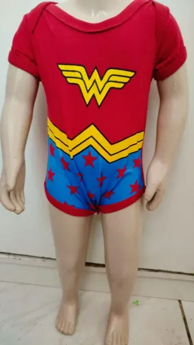 Bora mulher maravilha veste 0/3 meses 