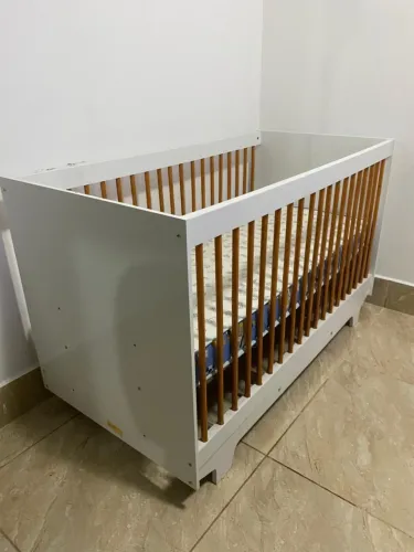 Berço de bebê 