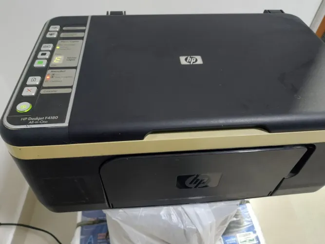 Impressora multifuncional Hp modelo F4180 ligando