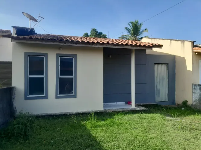 Aluga-se casa no condomínio fechado,vilagio dos passdaros 1