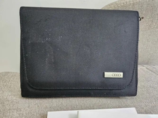 Manual AUDI
