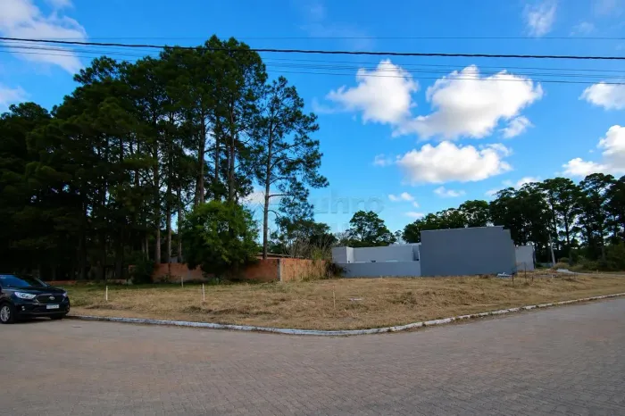 Terreno de esquina à venda no Reserva Assumpção - Bairro Laranjal