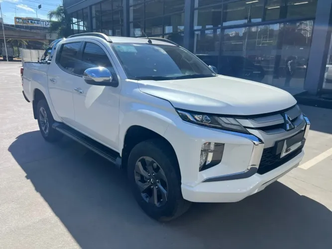 Mitsubishi L200 Triton Sport HPE 2.4 CD Diesel Aut. 2025