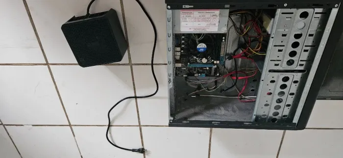 Kit PC Intel i3 + H61 + 8GB DDR3 pra vender agora