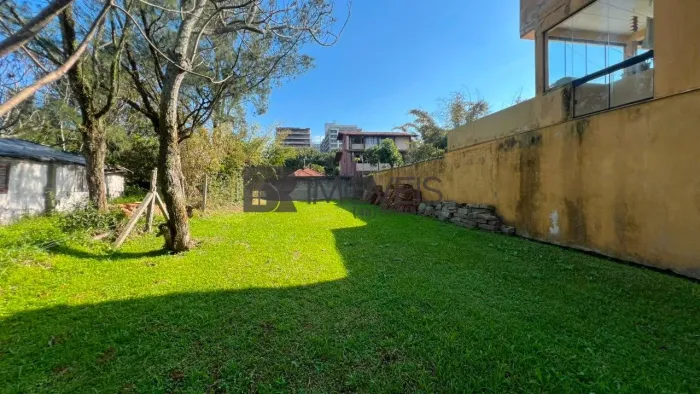 TERRENO À VENDA NO CENTRO DE IMBITUBA