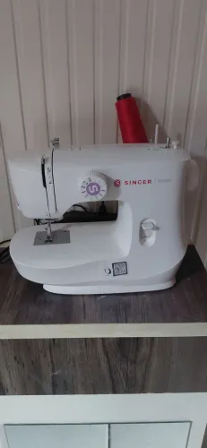 Maquina de costura domestica