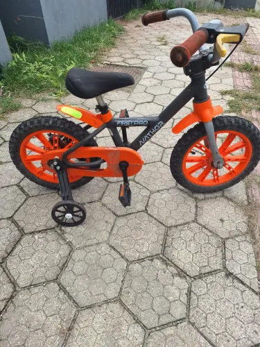 Vendo bike infantil quadro de alumínio