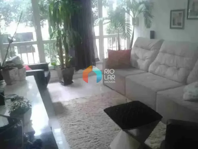 Apartamento à Venda em Ipanema, 3 Quartos (2 suítes), Janelas Anti ruídos, Vaga de Garagem
