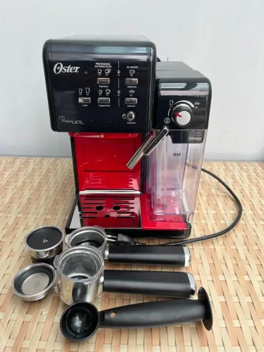 cafeteira oster prima latter