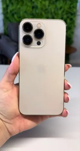 Vendo iPhone 13pro Gold, sem marcas de uso