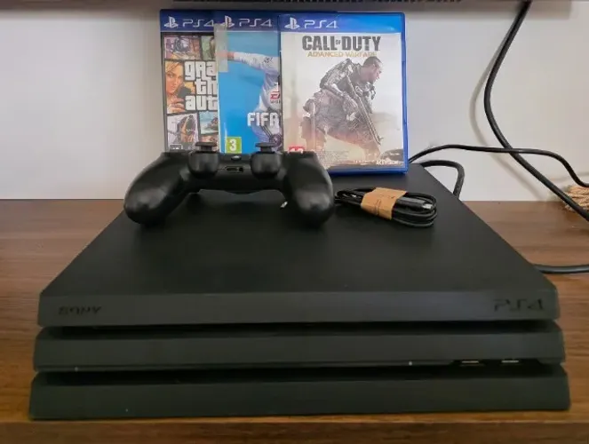 PS4 PRO Novíssimo