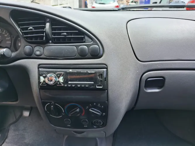 Ford Fiesta Street/ Action 1.0 8V 5P 2004