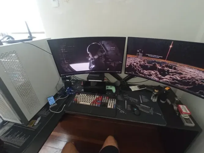 PC gamer dos deuses (rtx 3090, 2x alienware 4k oled, 64gb ddr5)