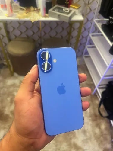 iphone 16 NOVO, sem avariações ! Preço pra sair rápido.