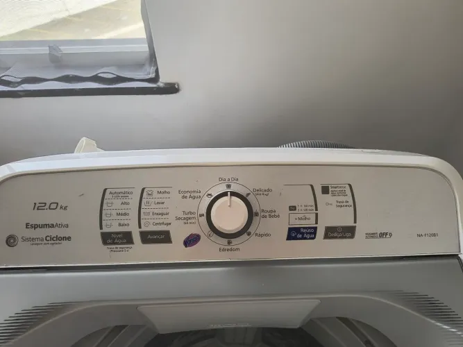 Máquina de lavar Panasonic