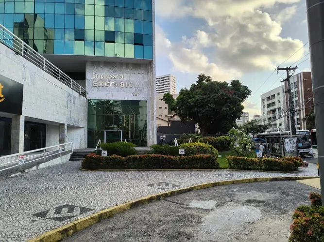 Empresarial EXCELSIOR sala com 36m - Boa Viagem 