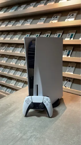 PlayStation 5 seminovo (mídia física 3 meses de garantia)