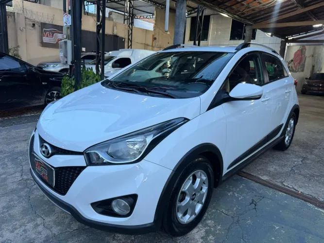 Hyundai HB20X Style 1.6 Flex 16V Mec. 2014