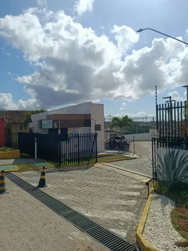 ALUGO APARTAMENTO DE 2 QUARTOS NO CONDOMÍNIO RIVIERA CLUBE