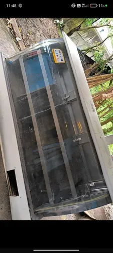 Expositor com defeito