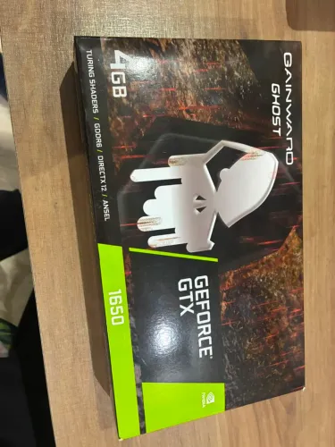 Placa de vídeo Gainward Ghost GeForce GTX 1650 de 4GB GDDR6