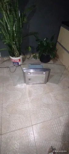 Armário de cozinha e acessórios