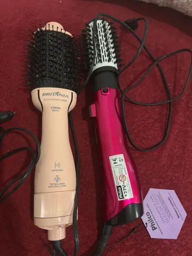 Vendo 2 escovas elétricas novas