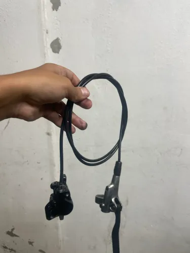 Freio hidráulico mt200 com pinça logan bike