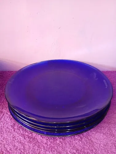 Pratos duralex azul são 6 rasos