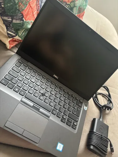 Dell Latitude 5400 | i7 8ª Gen | 16GB RAM | SSD | Win 11 Pro