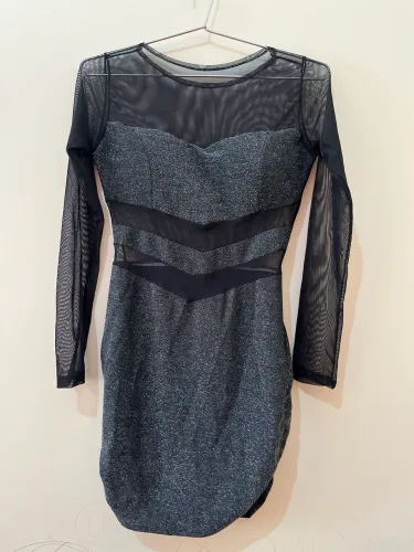 Vestido Curto Lurex com Tule Manga Longa - Balada / Festa - Nunca Usado