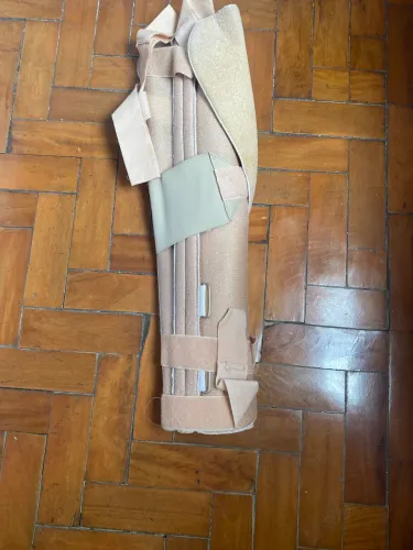 Imobilizador de joelho 