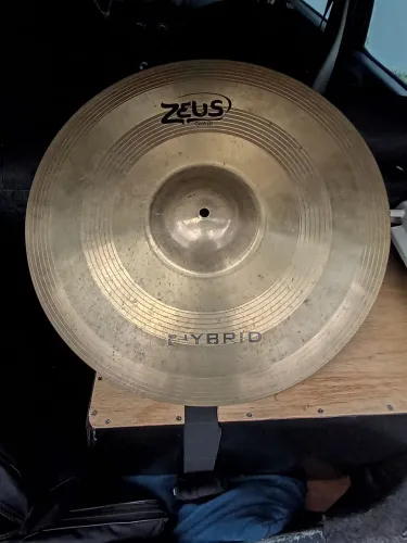 Prato de bateria Zeus