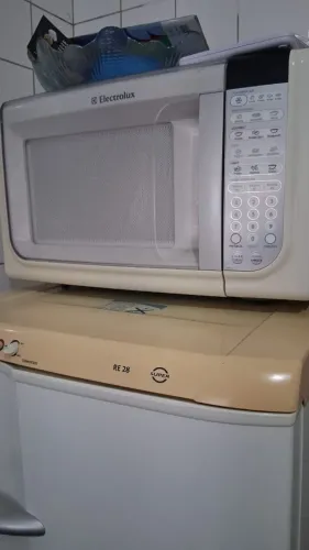 Microondas electrolux 110v funciona normalmente
