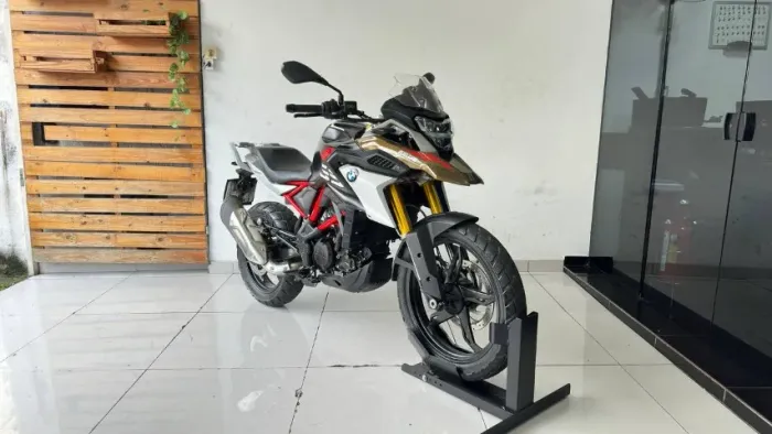 BMW G 310 GS 2024 MARROM COM 25.000 KM