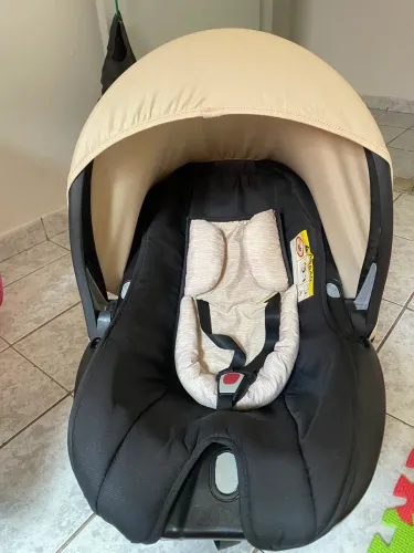 Bebê conforto semi novo marca Cosco