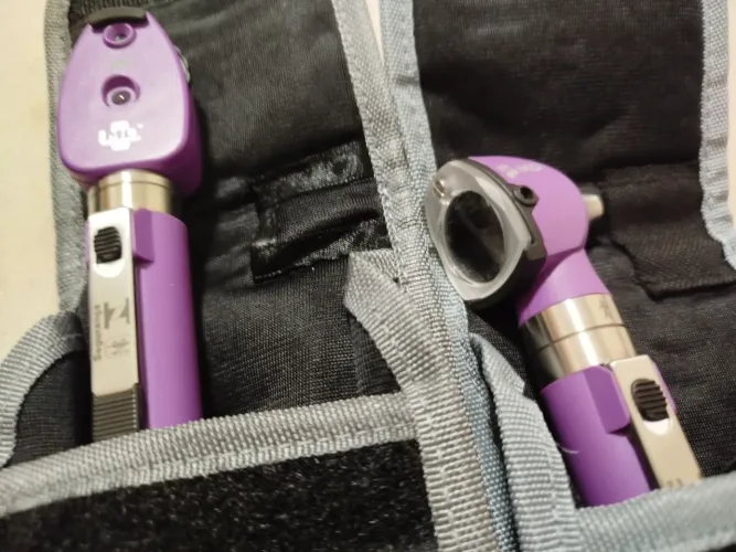 Kit Otoscópio oftalmoscópio