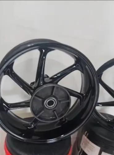 Vendo somente o par Rodas Dianteira e traseira M Carbon Original Bmw S1000rr M1000rr 20-25