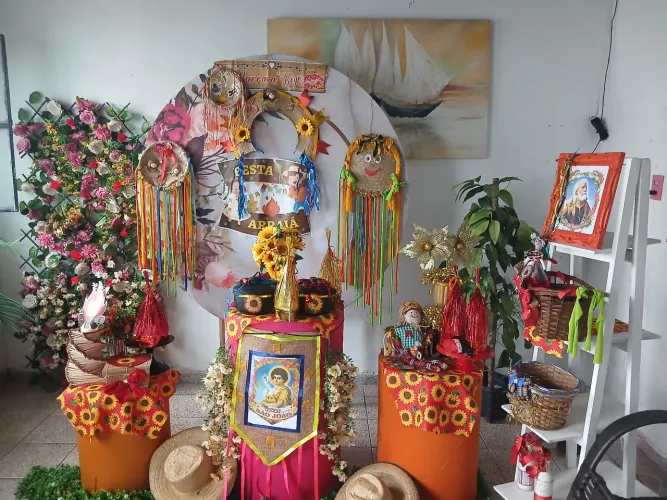 Pegue monte decoração 100 Zap * 