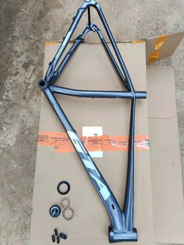 Quadro 29 GTA infinity Tam 19 boost 