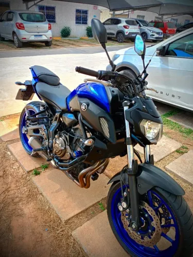 Yamaha MT-07 - 2023
