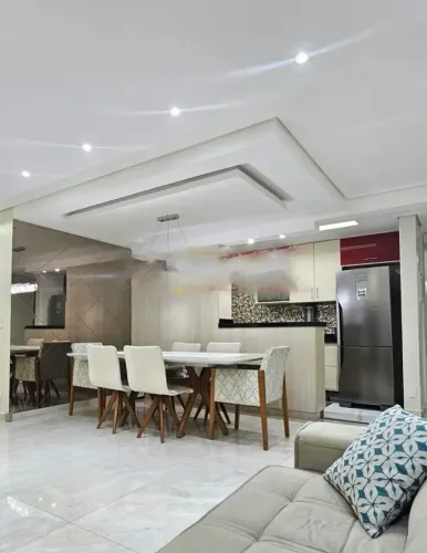 Apartamento para alugar de 86m2 com 02 dormitorios e 02 vagas no Jardim Flor da Montanha-