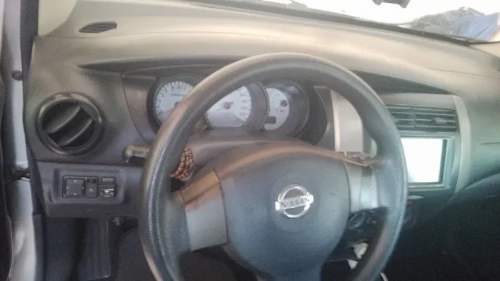 Nissan Livina S 1.6 16V Flex Fuel Mec. 2013