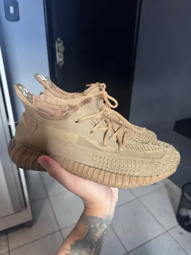 Yeezy Boost v2 Earth