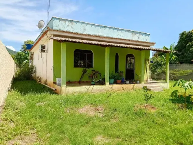 Chácara com 2 dormitórios à venda, 1000 m² por R$ 210.000,00 - Centro - Silva Jardim/RJ